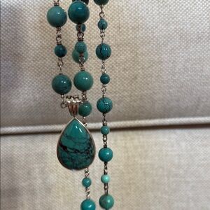 Elegant Turquoise Beaded Necklace